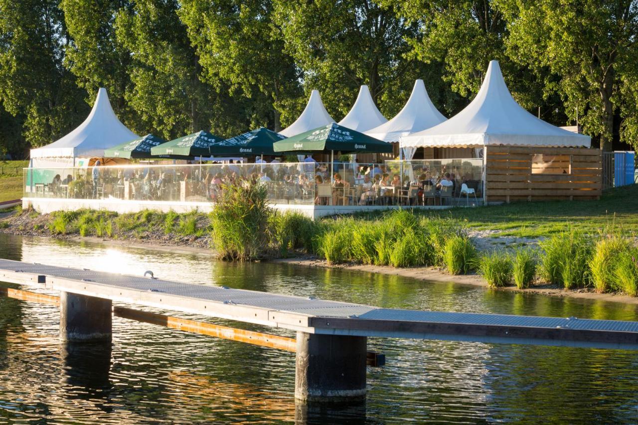 Restaurant Oolderhof Bv Hotell Roermond Eksteriør bilde